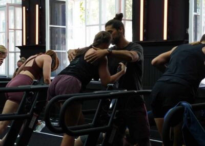 persönliches, individuelles Coaching für die perfekte Haltung beim HYROX Kurs in München
